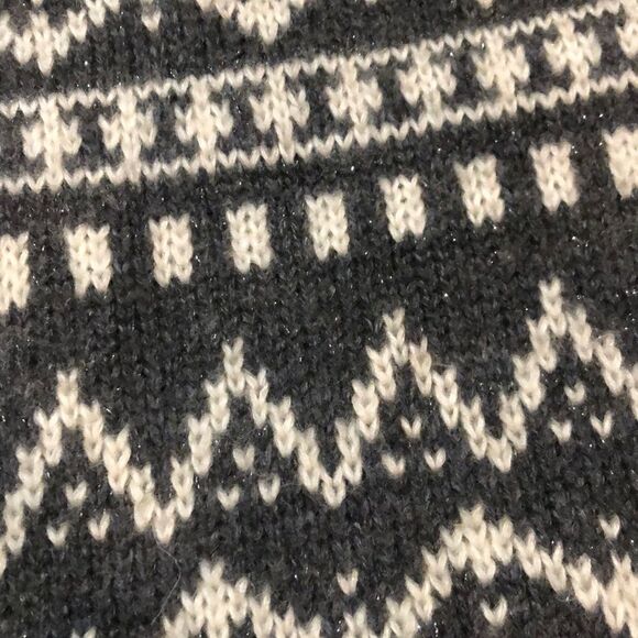 American Eagle Infinity Scarf W/Sparkle - Picture 2 of 4